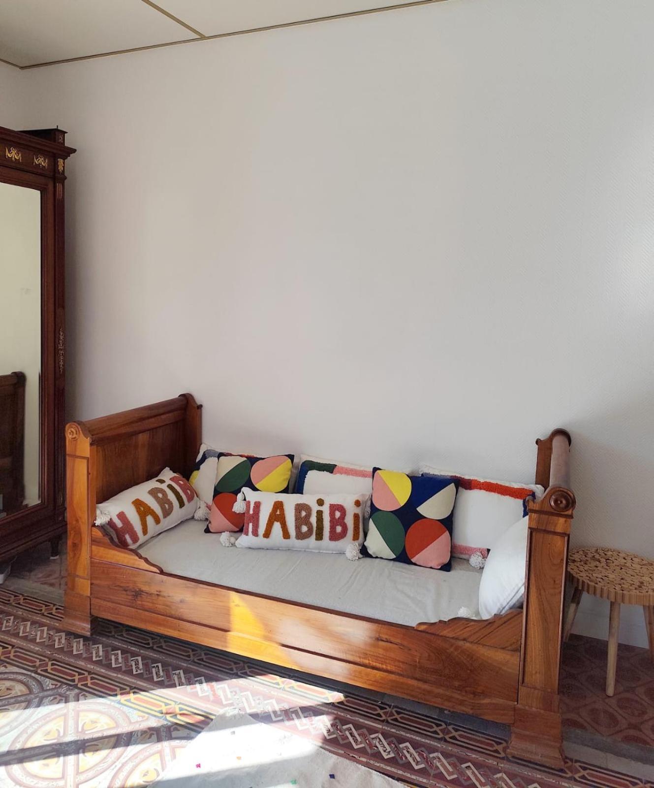 Casa Louisa Bed and Breakfast Serralongue Eksteriør billede